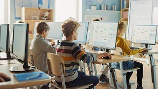 教育信息化2.0時代 基礎設施成熟與硬件同質化挑戰下的深度咨詢服務價值